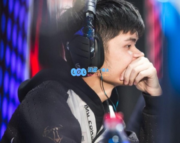 无状态对Godv说：昨天不是给你扫号，今天我在想跟主办方说让你打