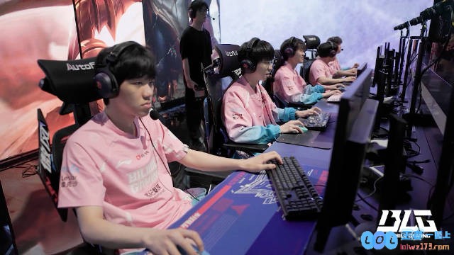 BLG连续三年杀入MSI赛制更改为单赛区两支队伍后从未缺席，这个传奇背后的故事令人惊叹