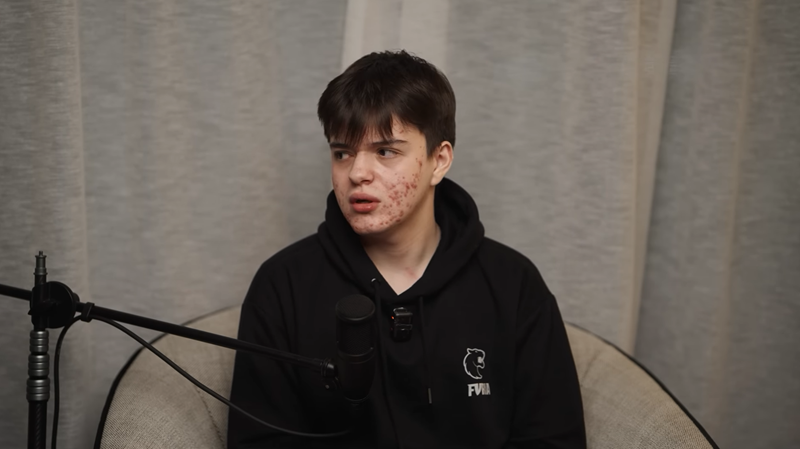 molodoy：因FURIA被早淘汰而加盟，儿时特别崇拜s1mple