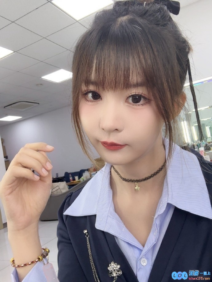 xiye有点幸福?瞳夕晒照：?让我们共同感受这一份柔情似水的美好时光