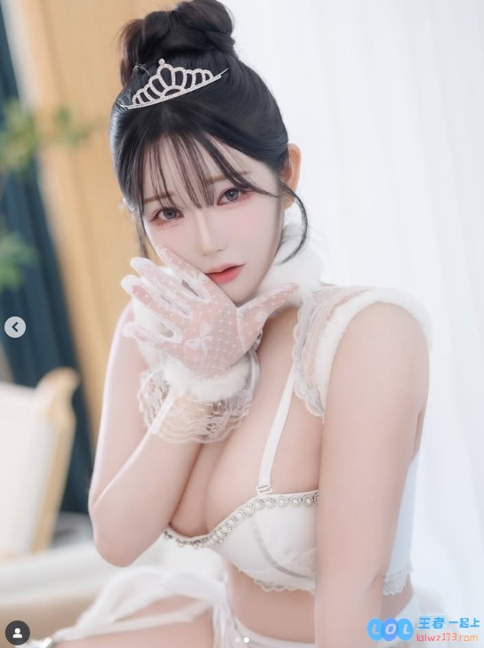 韩援的实力真的太硬了！《剑星》体模尹雪花晒照：期待下周的粉丝见面会！