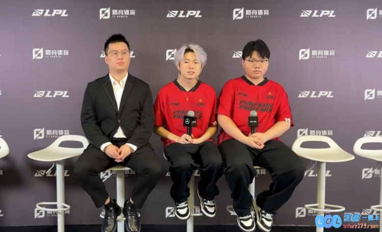 FPX赛后群访银河：比之前感觉更轻松了今天状态没有到特别好，队伍的紧张状态如何转变>