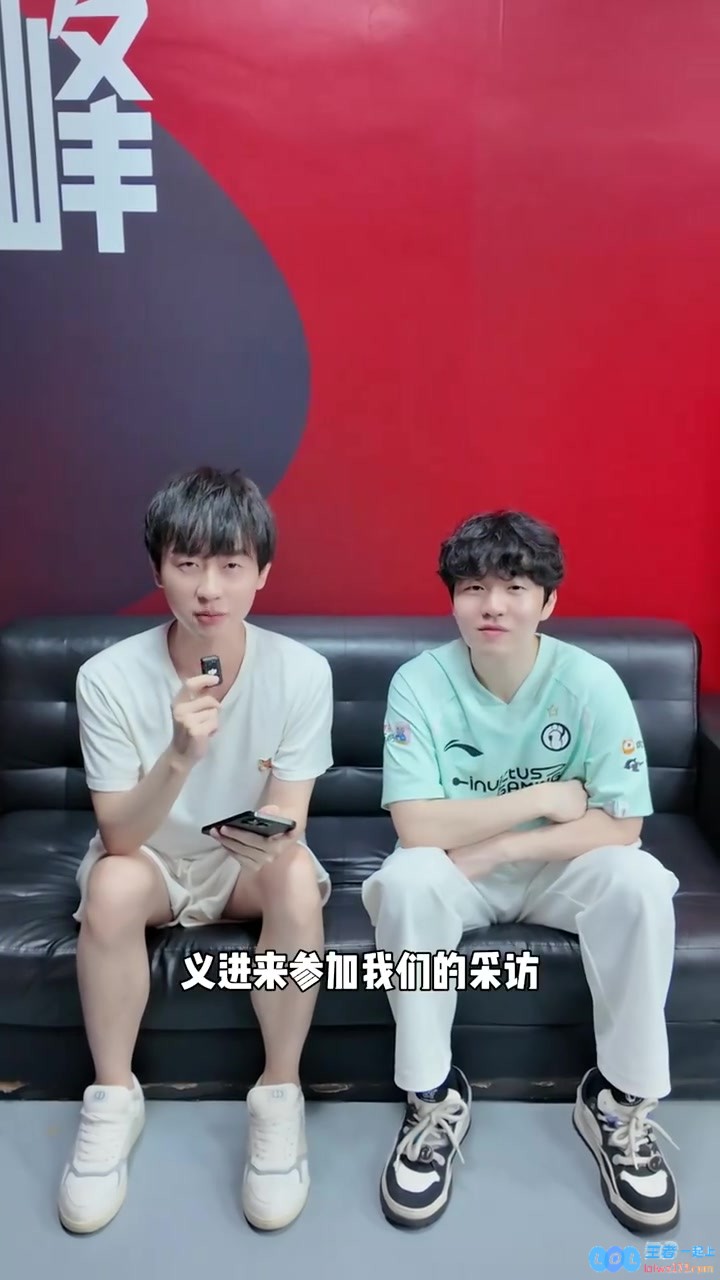 Ming采访Rookie：鸡肉紧致的秘诀是…？这期请到了rookie帅哥！