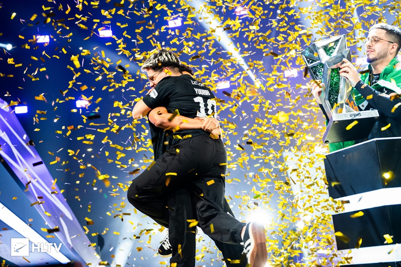 yuurih:曾怀疑我们永远无法夺冠,但唯一的出路是坚持前进