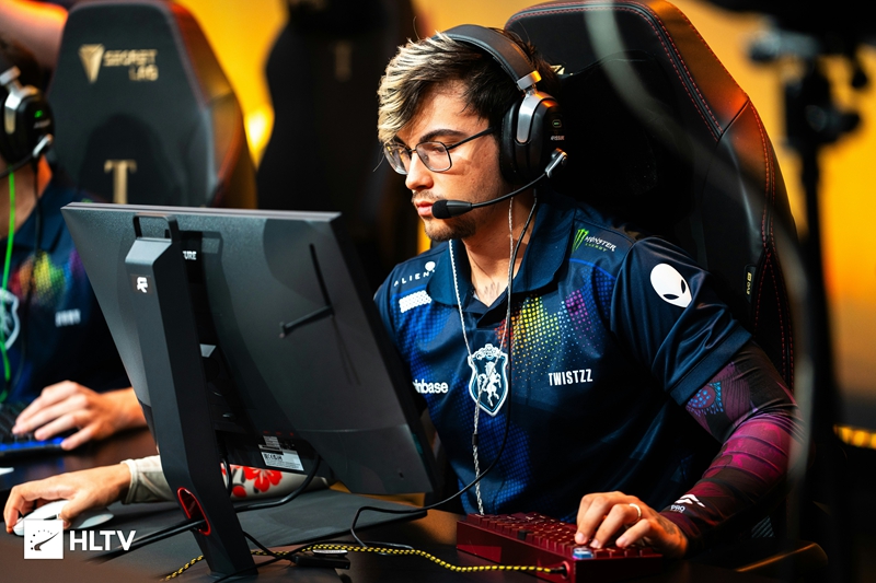 HLTV专辑:Twistzz究竟会取代谁?