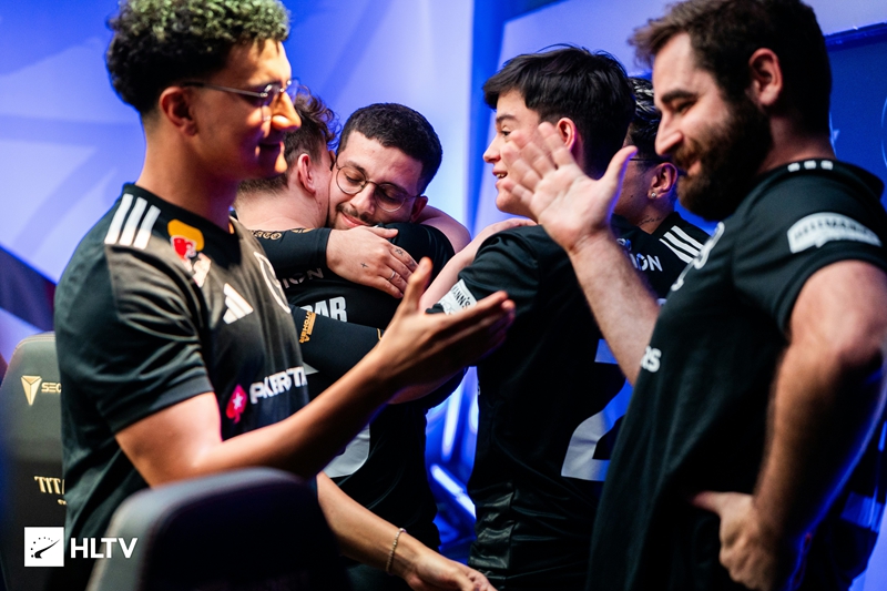 KSCERATO谈molodoy:他在训练赛打得我们毫无还手之力