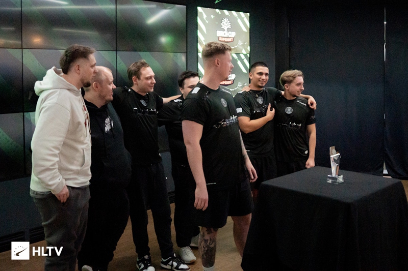 9INE击败ex_InnerCircle夺得白桦杯冠军