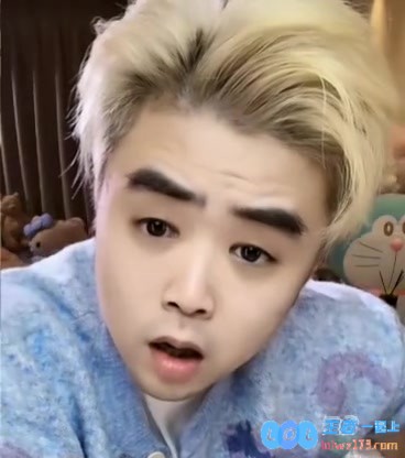 涵艺：高天亮续约了，WBG上中野确定了，辅助保底Erha引发电竞圈热议