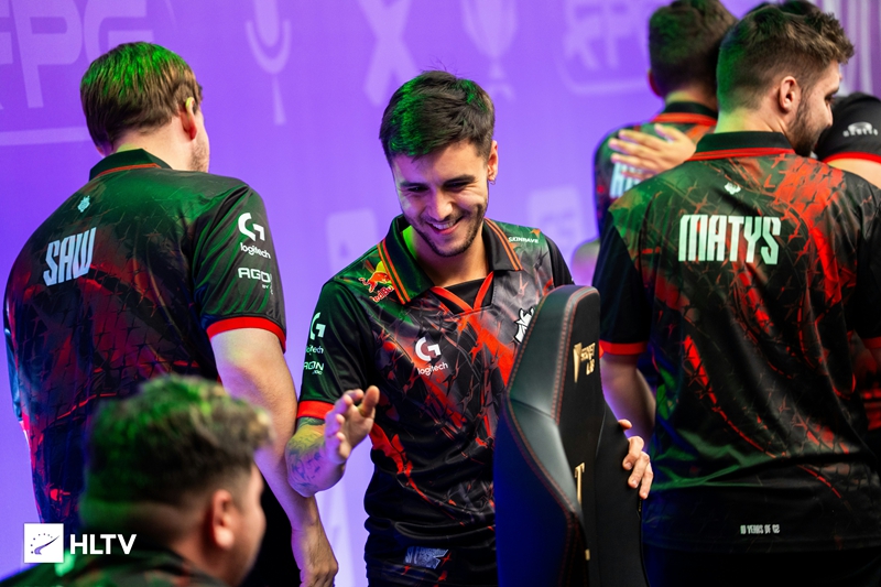 huNter_及SunPayus:二阶段看好Falcons,很期待Spirit新阵容