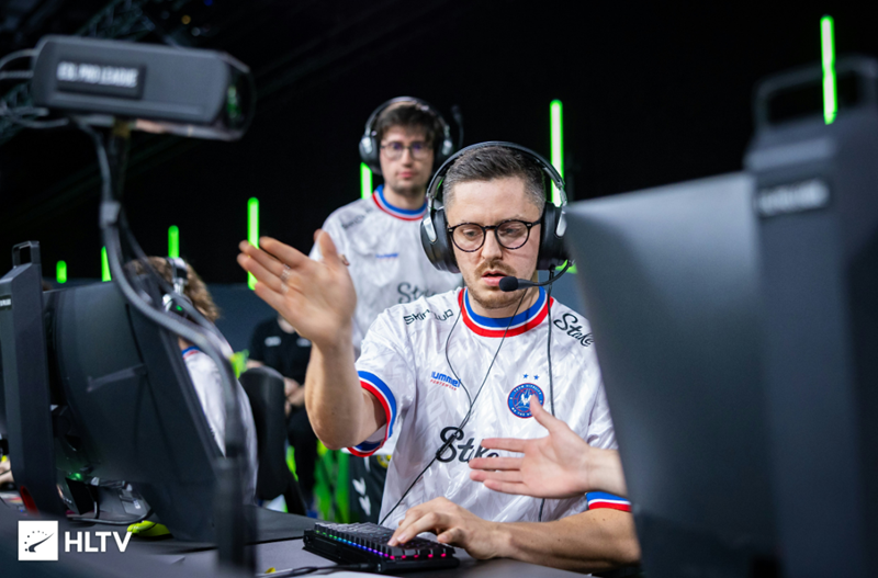 apEX:有些Vitality粉丝说过去三个月就是灾难,我觉得他们是好日子过惯了