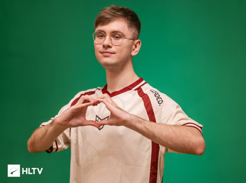 hades：跟一起被下放的队友在中国进行比赛，我完全懵了