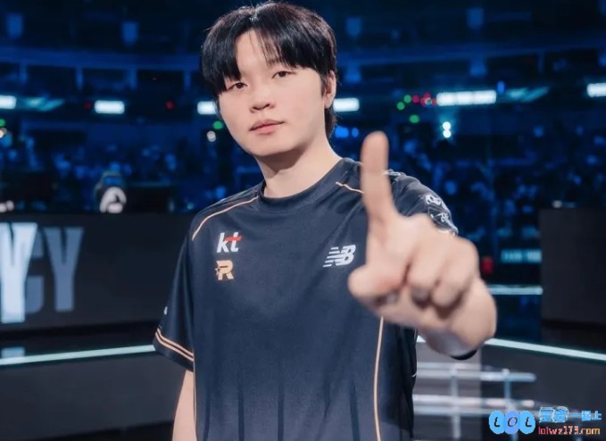 Bdd：感谢大家今年给予我那么多支持，明年我也会好好表现的，愿与大家共创辉煌未来