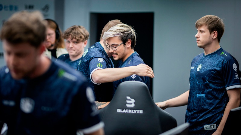 浪子回头：Twistzz的FaZe重生记