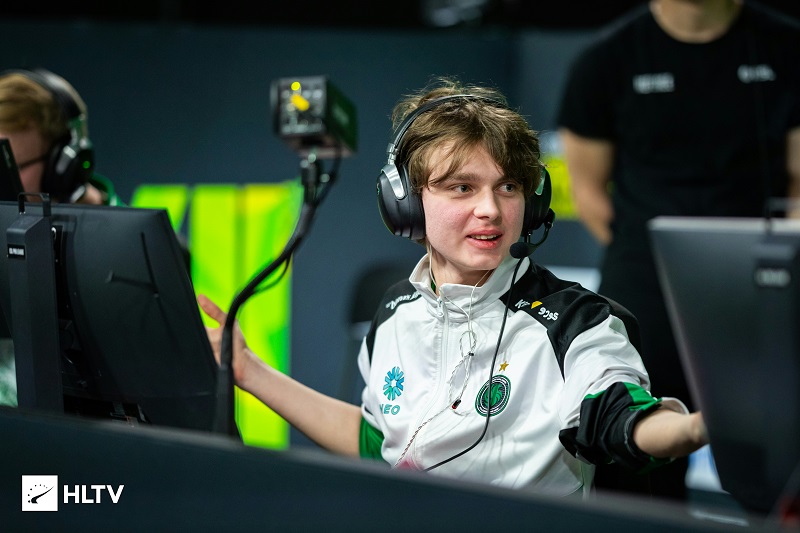 HLTV茶话会：Falcons队员重叠度太高，NiKo需要接手指挥