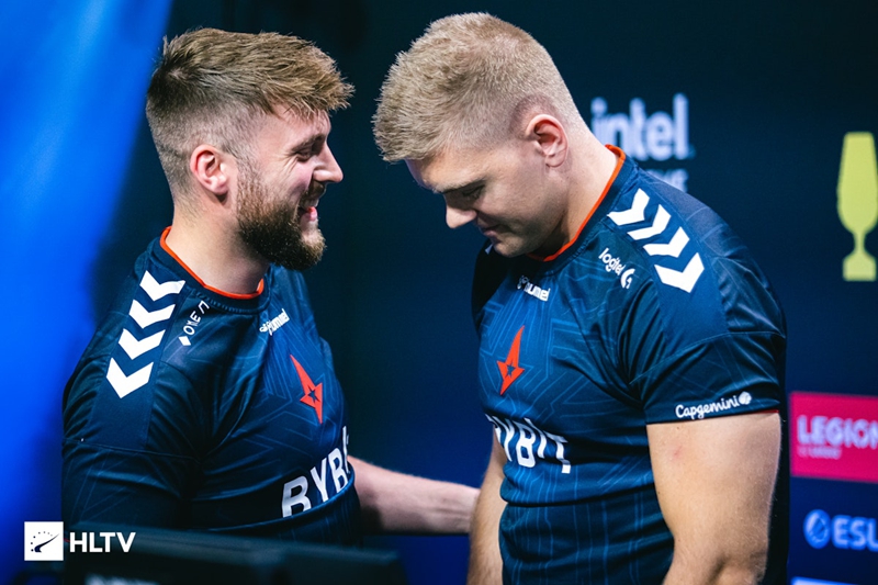 k0nfig退役转型经纪人:不想再看到任何人经历我所承受的一切