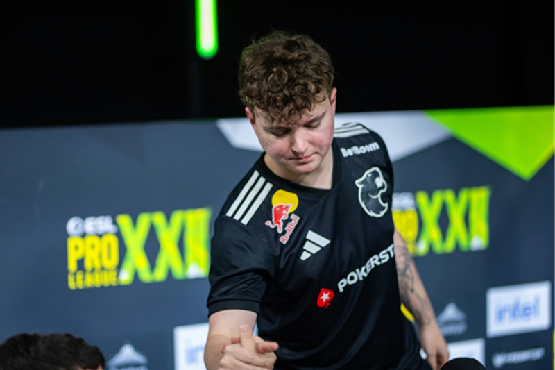 ​YEKINDAR：s1mple理应获得不与菜鸟选手组队的保障