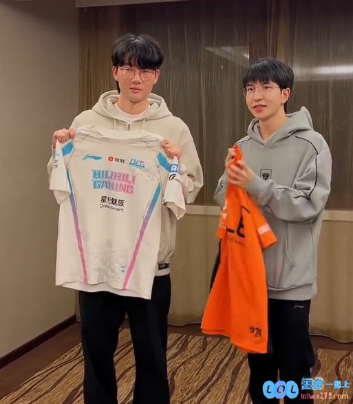 老公你回来啦?OBGG显示：BLG.Viper！欢迎这位电竞明星回归，激情四射的表现引发热议