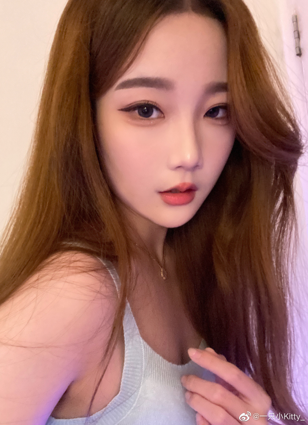 LPL英文流女解说Kitty来上海参加LPL十周年啦！ -  - LOL英雄联盟视频解说