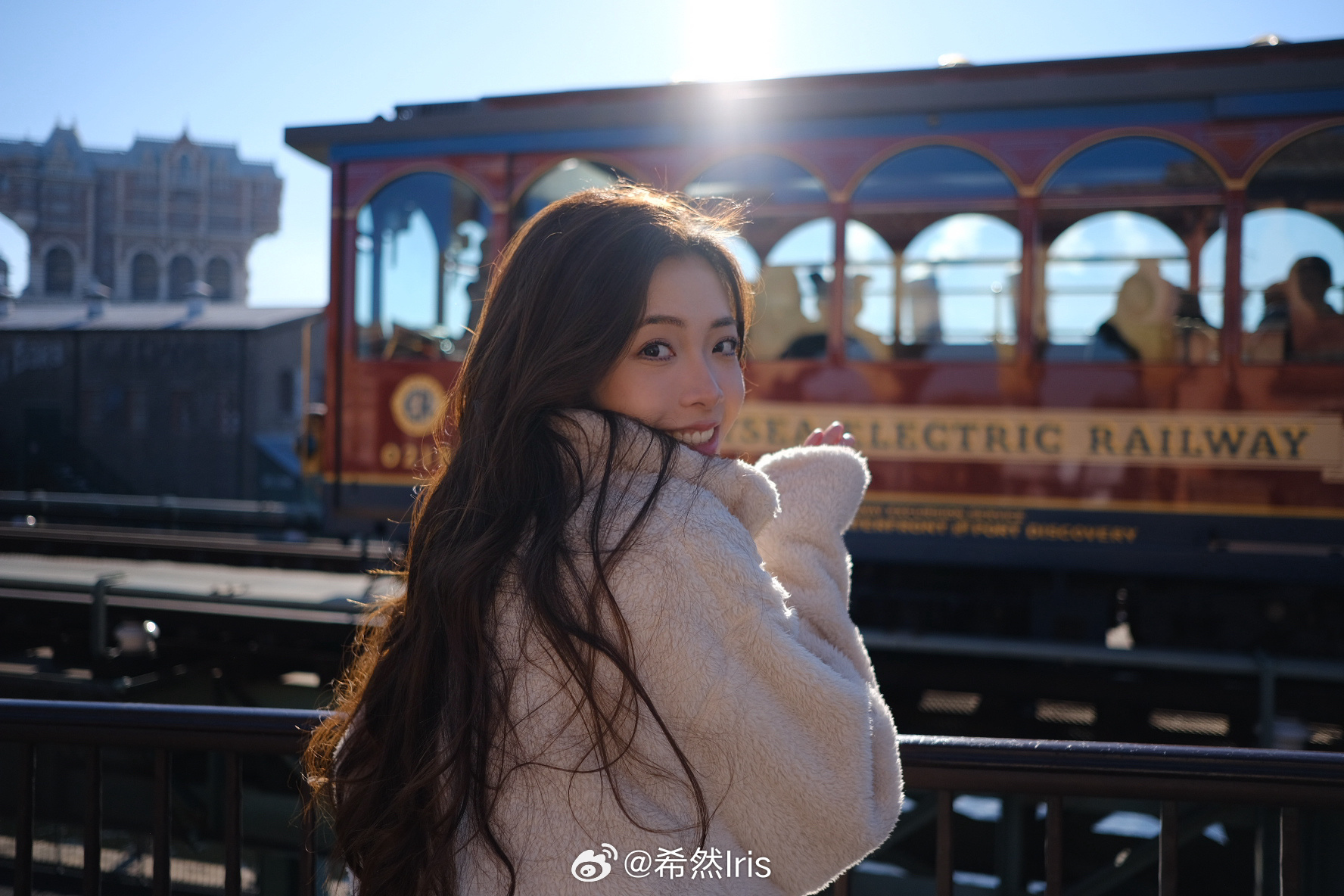 回顾2023LOL赛场上的那些女主持😍谁是你心目中最美第一人