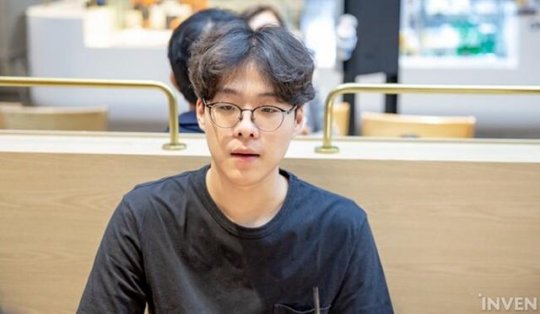 Smeb：说到加入LPL 其实我很早就决定加入KT