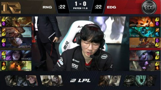 RNG复活成功！RNG 3-2击败EDG成功挺进总决赛