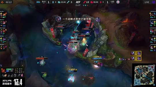 Xiaoxu秀操作丝血一打二 LGD 2-1爆冷战胜BLG