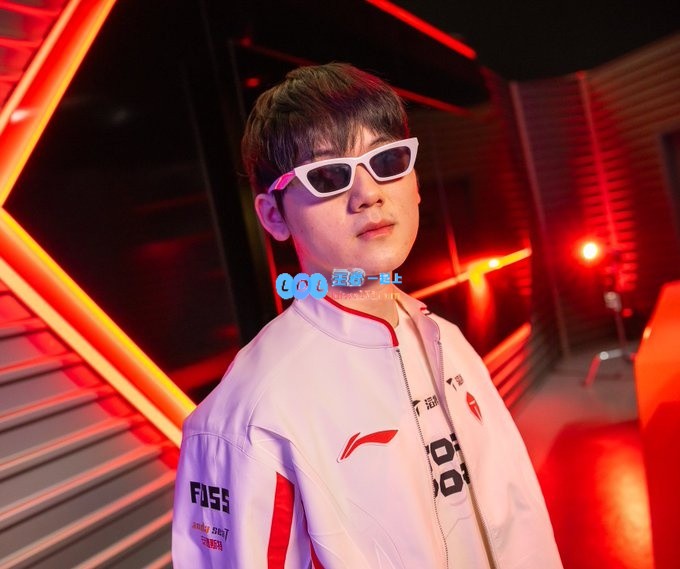 Jackeylove在TES职业生涯中合作的6名辅助和16位队友详细统计