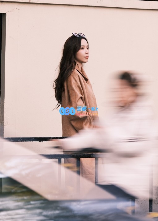 余霜分享美照：近期晴好的天气特别适合记录美丽瞬间