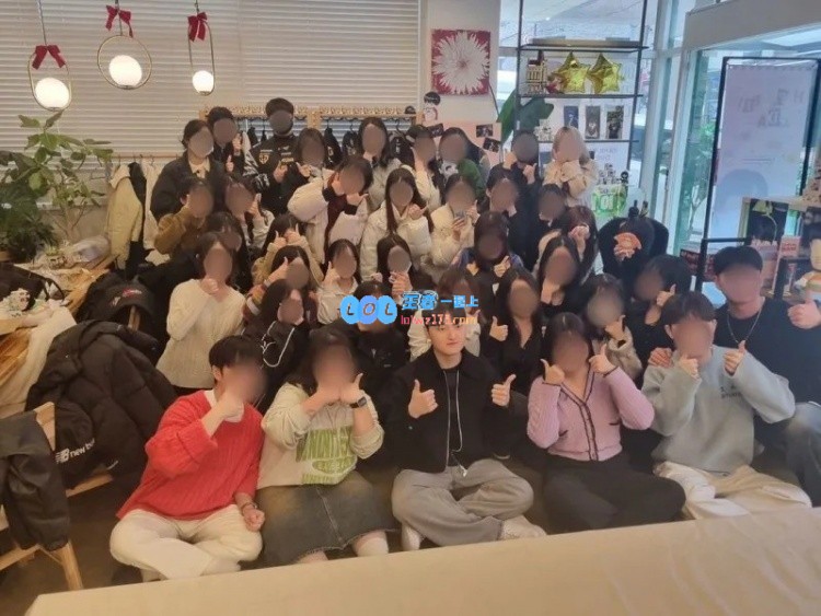 感谢大家为我庆祝生日，我会安全回来的，期待再次与大家相聚