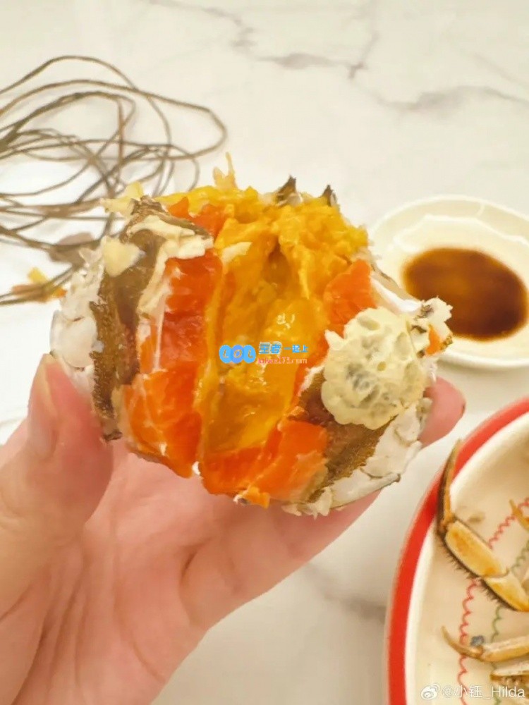 主持人小钰分享休假美照，记录这段宁静的日常生活