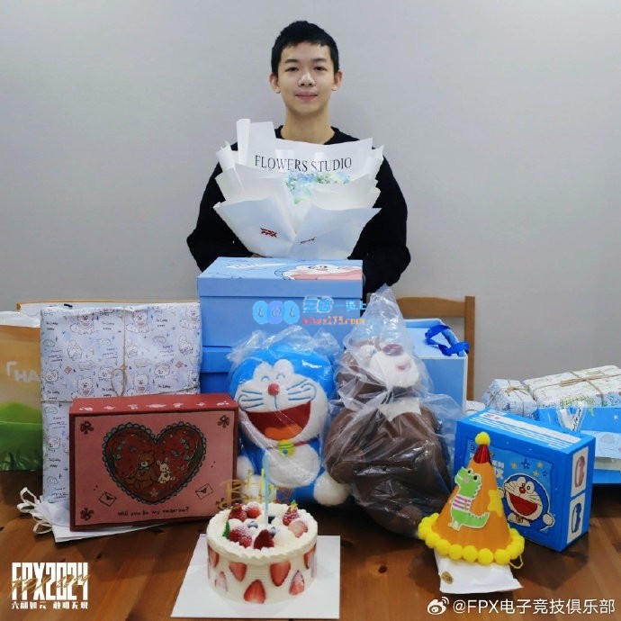 FPX祝福sheer生日快乐：期待文杰在小凤凰新团队中继续努力奋斗