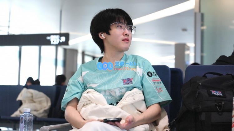 LNG队员全员已抵达晋江，期待精彩表演赛的到来！！