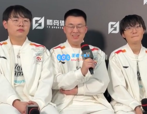 Xiaohu：刚开始专业的方面还没有感受到太多，但是耳朵会清净一点