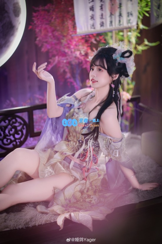 ?优雅紫韵斗艳！永劫无间女主播COS紫萍：肌肤如雪红润透亮美无瑕