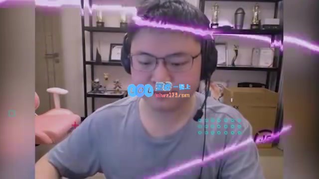 和阿乐一起组队！在阿乐的疯狂送头下，小枣变得肥肥的，豹女25级书籍15杀纪录刷新！