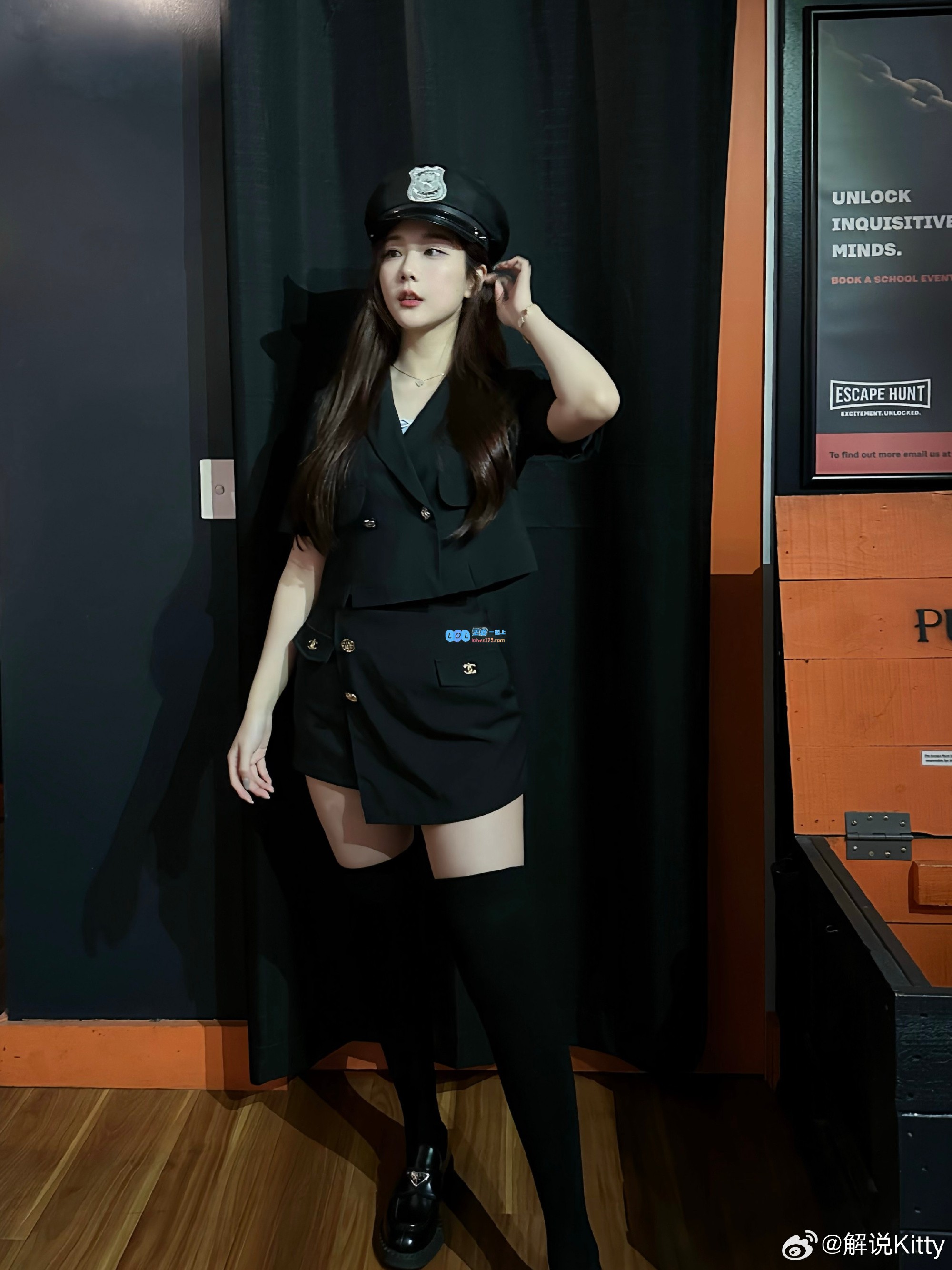 黑猫警长的魅力无限✨解说Kitty精彩美照分享：制服诱惑再升级??