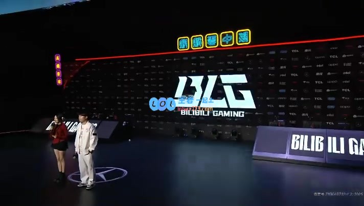 赛后采访Wei：为战斗调时差一周祝大家在工作中顺利、身体健康