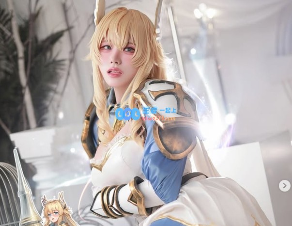 李总为之疯狂点赞！Faker魅力粉丝Cosplay照：视觉冲击力全开！?