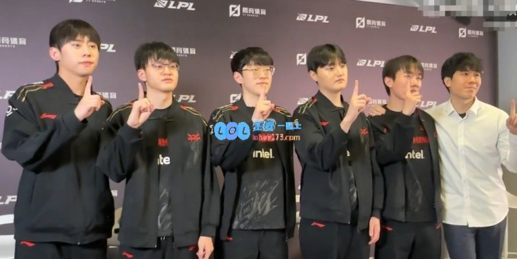JDG赛后专访Ale：期待继续努力，力求在淘汰赛中改正以往的不良习惯