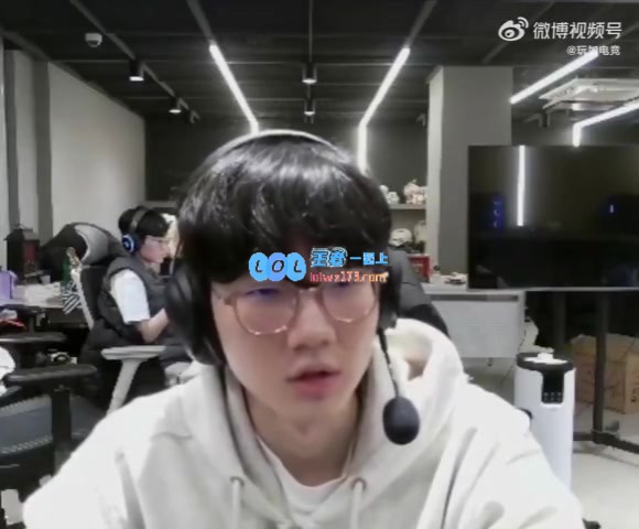 Viper：我在中国时尝试过猪脑，我觉得它有点腥