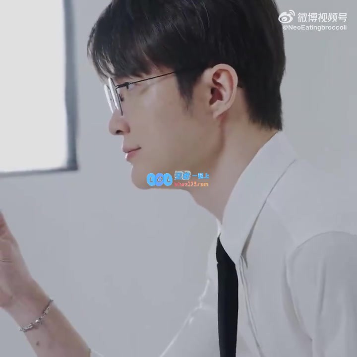 终于成李总了！网友曝Faker参与联合国儿童基金会拍摄幕后花絮