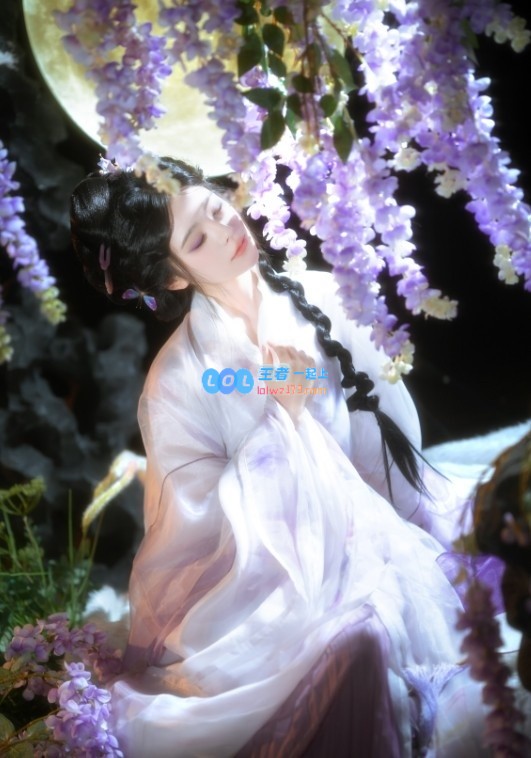 《完蛋！美女》肖鹿晒照：唯美古风尽显柔情，颜值依然超高百变惊艳
