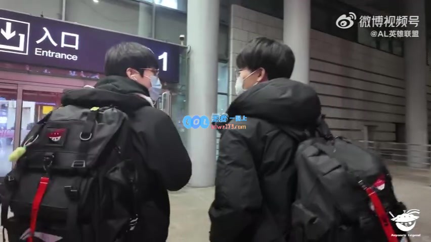 AL发布队内Vlog：Tabe教练在休息室激情指导，助力球队取得胜利不可或缺