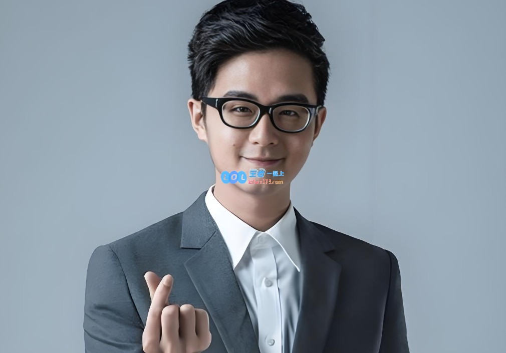 二哥的搞笑瞬间！直播间目睹BLG败给TT后崩溃：原本想在微博上道歉，现在反而不敢发言了