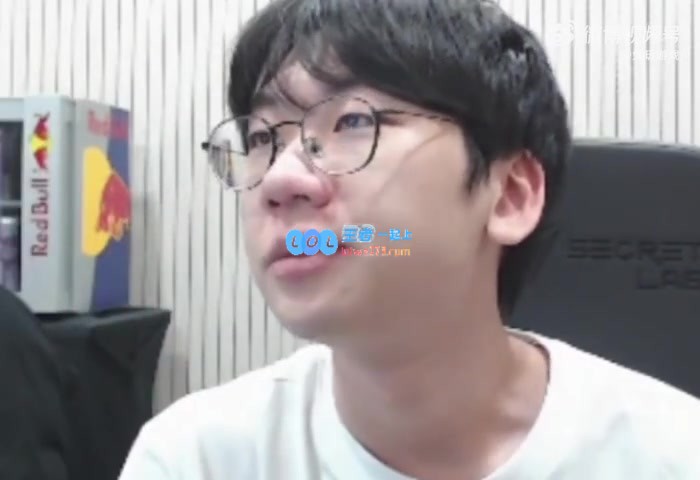 Doran：中国弹幕粉丝们好像经常在吵架，有自动翻译但都看不太懂