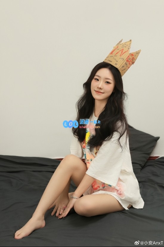 生日快乐！PCL美女主播小安感谢众多好友陪伴她度过特别的一天