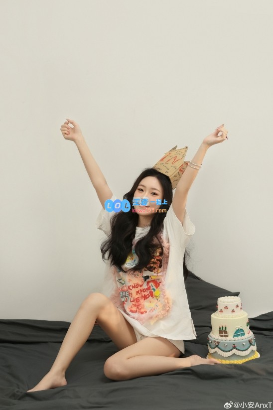 生日快乐！PCL美女主播小安感谢众多好友陪伴她度过特别的一天