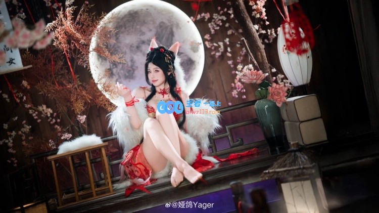 ?美腿出众~永劫无间官方主持娅鸽分享COS照：从拍摄到成片只需一夜时间
