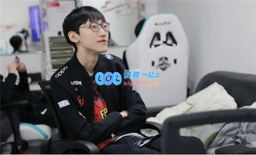 ES.SMLZ确认连接Doinb揭秘年后将有多位自由选手重返战队