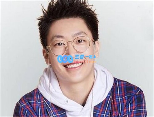 管泽元明确官方立场英雄简称仍可在解说时自由使用